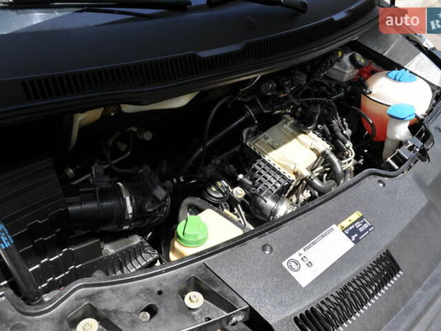 Белый Фольксваген Transporter, объемом двигателя 2 л и пробегом 210 тыс. км за 24800 $, фото 96 на Automoto.ua