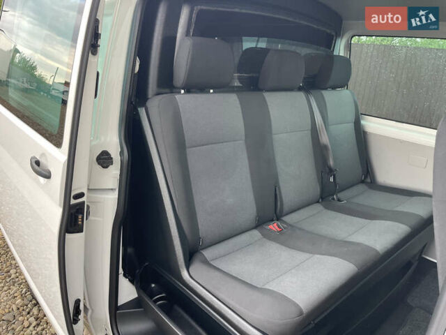 Білий Фольксваген Transporter, об'ємом двигуна 2 л та пробігом 228 тис. км за 19000 $, фото 31 на Automoto.ua