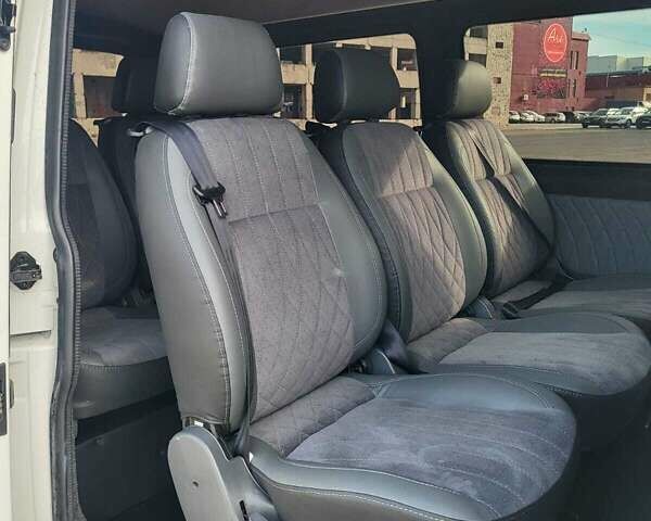 Белый Фольксваген Transporter, объемом двигателя 1.97 л и пробегом 62 тыс. км за 25000 $, фото 17 на Automoto.ua