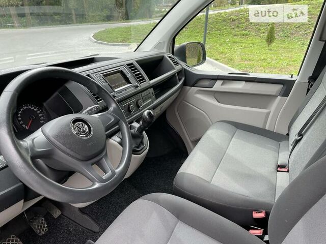 Білий Фольксваген Transporter, об'ємом двигуна 2 л та пробігом 210 тис. км за 16800 $, фото 14 на Automoto.ua