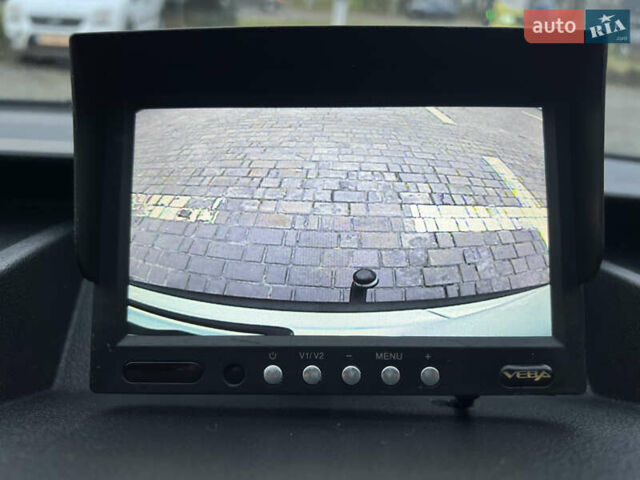 Белый Фольксваген Transporter, объемом двигателя 1.97 л и пробегом 430 тыс. км за 18800 $, фото 41 на Automoto.ua