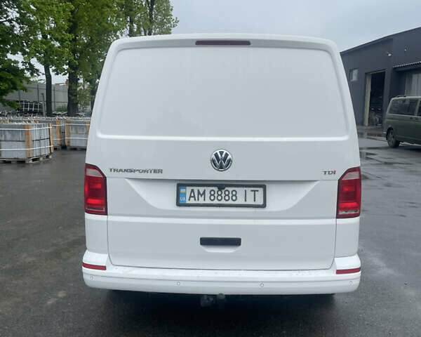 Белый Фольксваген Transporter, объемом двигателя 2 л и пробегом 241 тыс. км за 17500 $, фото 12 на Automoto.ua