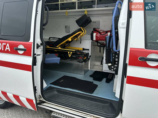 Білий Фольксваген Transporter, об'ємом двигуна 2 л та пробігом 226 тис. км за 29999 $, фото 4 на Automoto.ua
