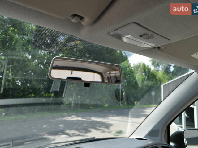 Белый Фольксваген Transporter, объемом двигателя 2 л и пробегом 210 тыс. км за 24800 $, фото 89 на Automoto.ua