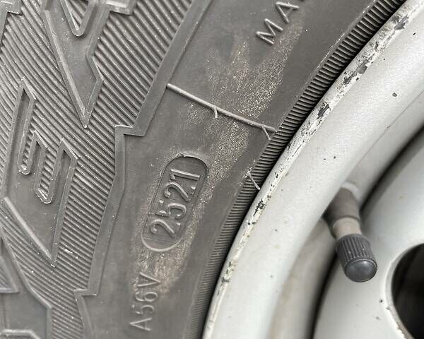 Білий Фольксваген Transporter, об'ємом двигуна 2 л та пробігом 210 тис. км за 16800 $, фото 21 на Automoto.ua