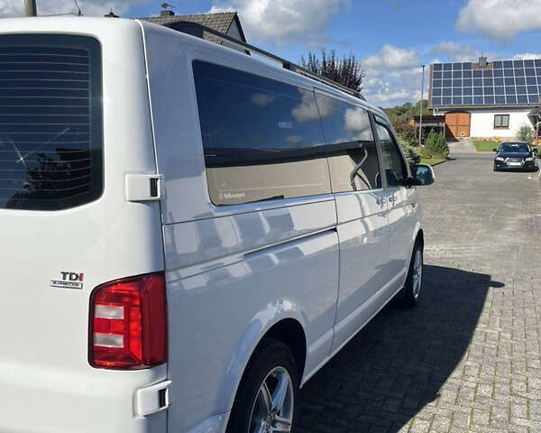 Білий Фольксваген Transporter, об'ємом двигуна 1.97 л та пробігом 266 тис. км за 23500 $, фото 3 на Automoto.ua
