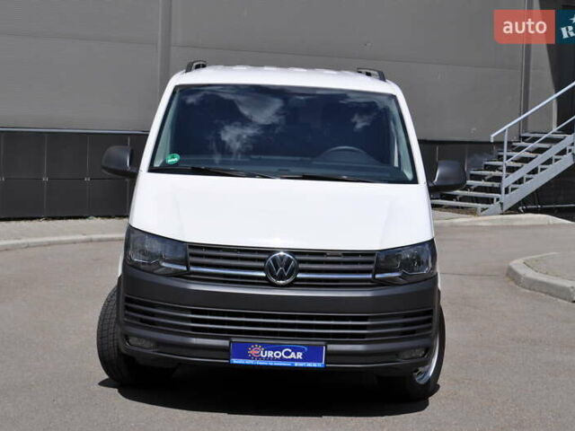 Белый Фольксваген Transporter, объемом двигателя 2 л и пробегом 210 тыс. км за 24800 $, фото 4 на Automoto.ua