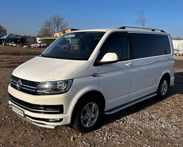 Білий Фольксваген Transporter, об'ємом двигуна 1.97 л та пробігом 296 тис. км за 18599 $, фото 1 на Automoto.ua