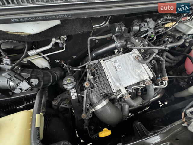 Белый Фольксваген Transporter, объемом двигателя 1.97 л и пробегом 241 тыс. км за 20800 $, фото 23 на Automoto.ua