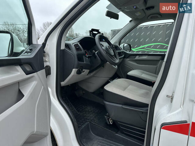 Білий Фольксваген Transporter, об'ємом двигуна 2 л та пробігом 226 тис. км за 29999 $, фото 26 на Automoto.ua