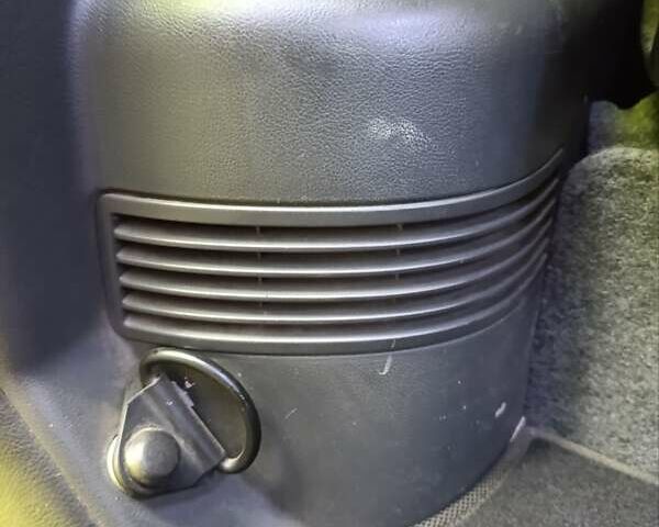 Белый Фольксваген Transporter, объемом двигателя 1.97 л и пробегом 321 тыс. км за 20000 $, фото 5 на Automoto.ua