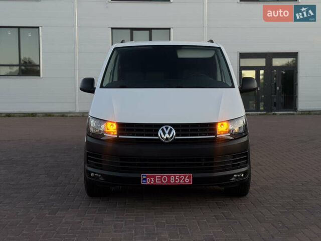 Білий Фольксваген Transporter, об'ємом двигуна 2 л та пробігом 253 тис. км за 18900 $, фото 4 на Automoto.ua