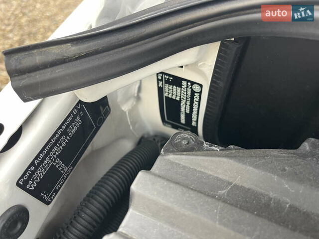 Білий Фольксваген Transporter, об'ємом двигуна 2 л та пробігом 228 тис. км за 19000 $, фото 42 на Automoto.ua