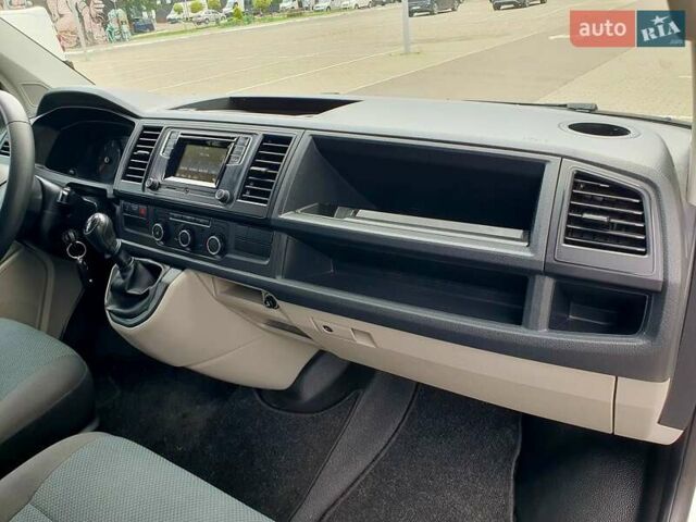 Білий Фольксваген Transporter, об'ємом двигуна 2 л та пробігом 254 тис. км за 18750 $, фото 11 на Automoto.ua