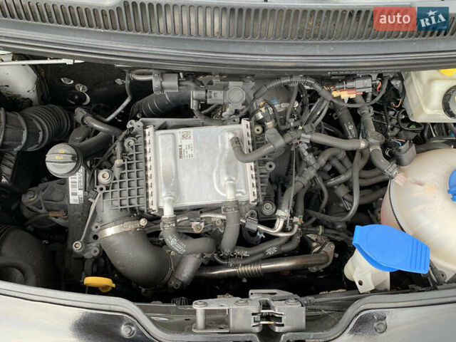 Белый Фольксваген Transporter, объемом двигателя 2 л и пробегом 315 тыс. км за 22500 $, фото 35 на Automoto.ua