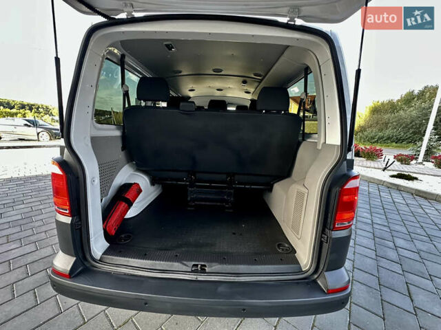 Білий Фольксваген Transporter, об'ємом двигуна 2 л та пробігом 225 тис. км за 20888 $, фото 26 на Automoto.ua