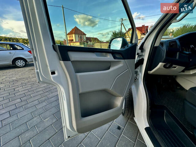 Білий Фольксваген Transporter, об'ємом двигуна 2 л та пробігом 225 тис. км за 20888 $, фото 46 на Automoto.ua