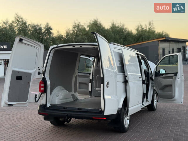 Білий Фольксваген Transporter, об'ємом двигуна 2 л та пробігом 253 тис. км за 18900 $, фото 59 на Automoto.ua