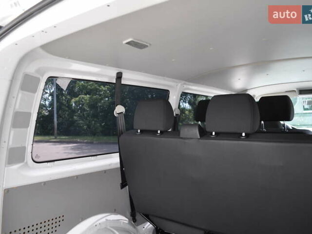 Белый Фольксваген Transporter, объемом двигателя 2 л и пробегом 210 тыс. км за 24800 $, фото 48 на Automoto.ua