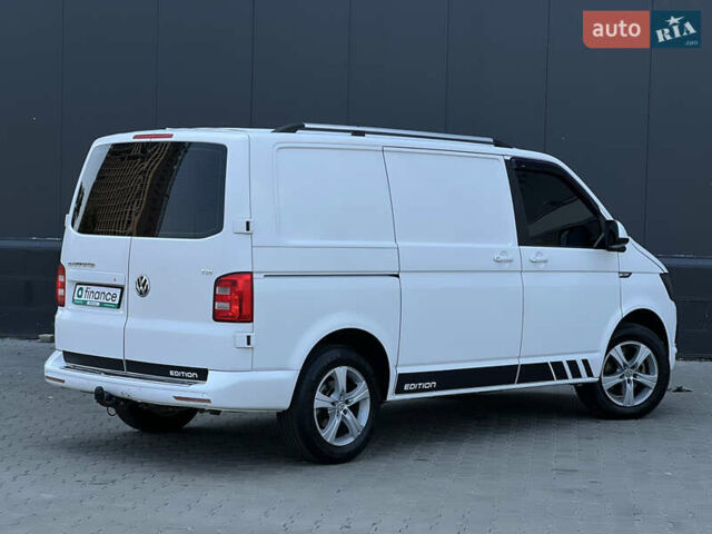 Білий Фольксваген Transporter, об'ємом двигуна 1.97 л та пробігом 220 тис. км за 15900 $, фото 6 на Automoto.ua