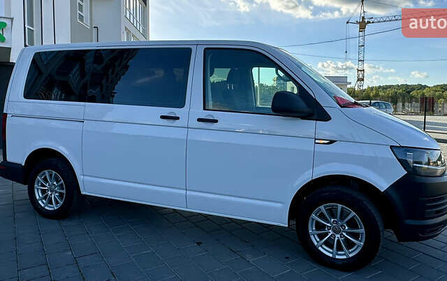 Білий Фольксваген Transporter, об'ємом двигуна 2 л та пробігом 225 тис. км за 20888 $, фото 19 на Automoto.ua