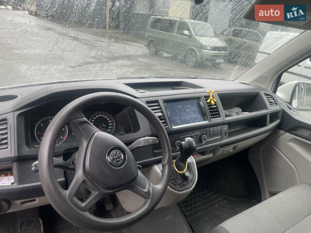 Белый Фольксваген Transporter, объемом двигателя 2 л и пробегом 241 тыс. км за 17500 $, фото 6 на Automoto.ua