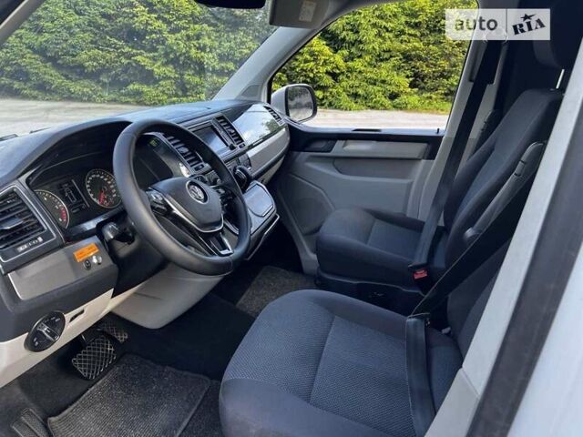 Белый Фольксваген Transporter, объемом двигателя 2 л и пробегом 198 тыс. км за 17500 $, фото 19 на Automoto.ua