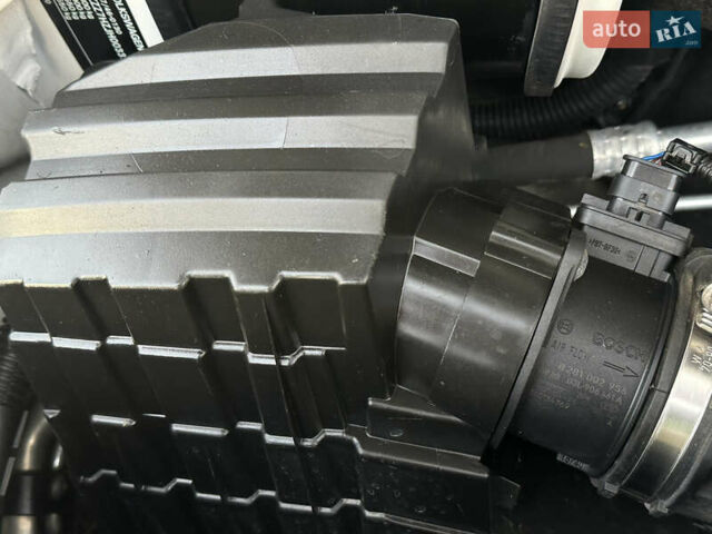 Белый Фольксваген Transporter, объемом двигателя 1.97 л и пробегом 210 тыс. км за 18700 $, фото 17 на Automoto.ua