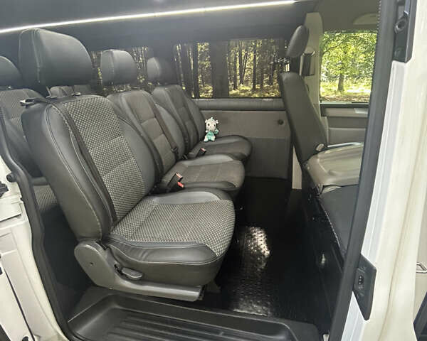 Белый Фольксваген Transporter, объемом двигателя 1.97 л и пробегом 241 тыс. км за 27200 $, фото 39 на Automoto.ua