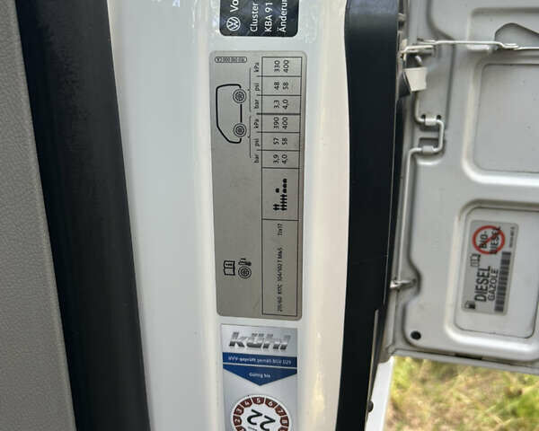 Белый Фольксваген Transporter, объемом двигателя 1.97 л и пробегом 241 тыс. км за 27200 $, фото 68 на Automoto.ua