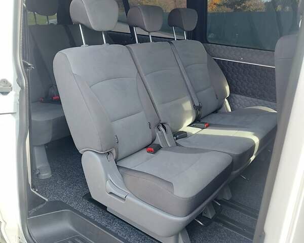 Белый Фольксваген Transporter, объемом двигателя 1.97 л и пробегом 282 тыс. км за 26000 $, фото 11 на Automoto.ua