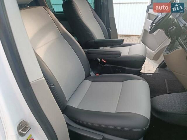 Білий Фольксваген Transporter, об'ємом двигуна 2 л та пробігом 243 тис. км за 24200 $, фото 43 на Automoto.ua