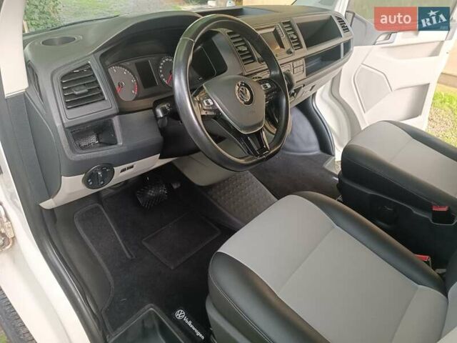 Білий Фольксваген Transporter, об'ємом двигуна 2 л та пробігом 243 тис. км за 24200 $, фото 12 на Automoto.ua