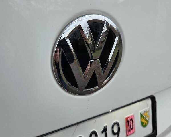 Білий Фольксваген Transporter, об'ємом двигуна 1.97 л та пробігом 218 тис. км за 23499 $, фото 8 на Automoto.ua