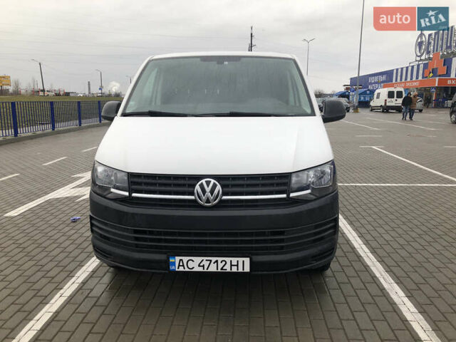 Белый Фольксваген Transporter, объемом двигателя 2 л и пробегом 214 тыс. км за 22300 $, фото 1 на Automoto.ua