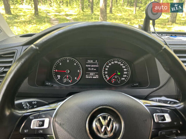 Белый Фольксваген Transporter, объемом двигателя 1.97 л и пробегом 241 тыс. км за 27200 $, фото 24 на Automoto.ua