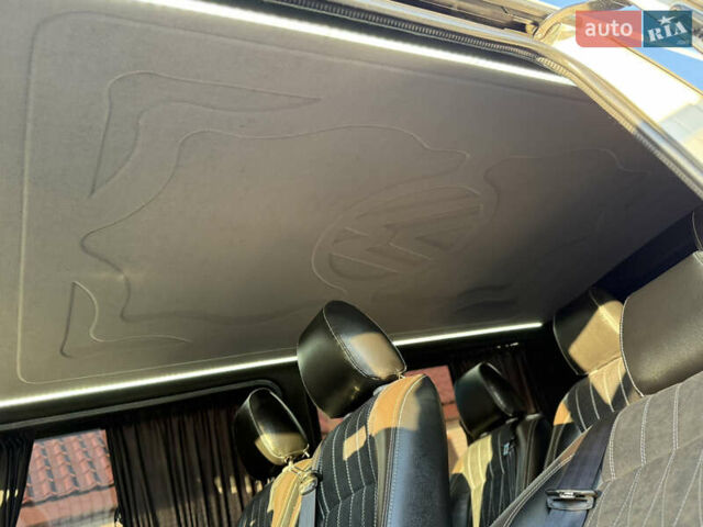 Білий Фольксваген Transporter, об'ємом двигуна 1.97 л та пробігом 239 тис. км за 26400 $, фото 45 на Automoto.ua