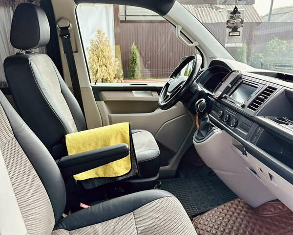 Білий Фольксваген Transporter, об'ємом двигуна 2 л та пробігом 238 тис. км за 31500 $, фото 22 на Automoto.ua