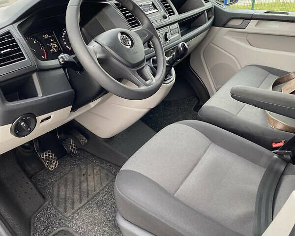 Білий Фольксваген Transporter, об'ємом двигуна 1.97 л та пробігом 250 тис. км за 24500 $, фото 7 на Automoto.ua