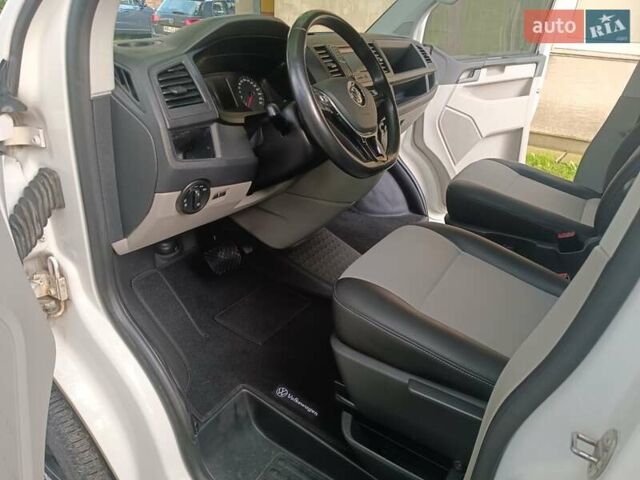 Білий Фольксваген Transporter, об'ємом двигуна 2 л та пробігом 243 тис. км за 24200 $, фото 9 на Automoto.ua