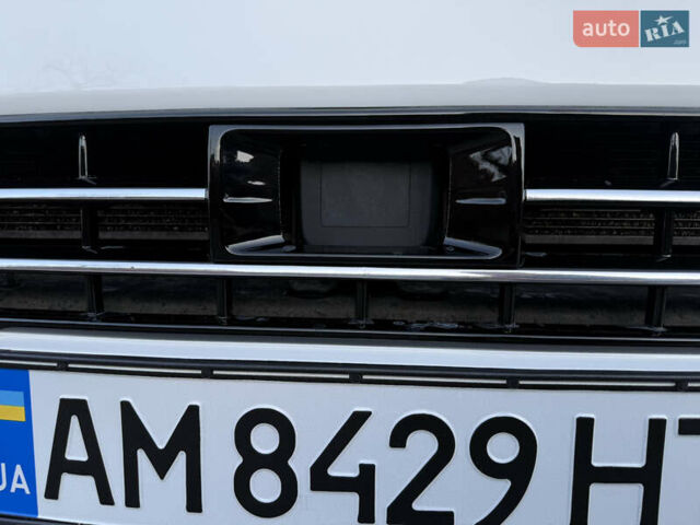 Білий Фольксваген Transporter, об'ємом двигуна 1.97 л та пробігом 239 тис. км за 26400 $, фото 113 на Automoto.ua