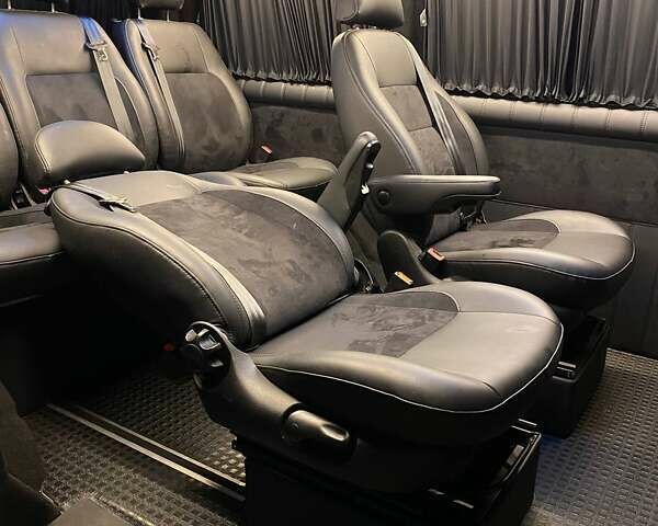 Белый Фольксваген Transporter, объемом двигателя 2 л и пробегом 262 тыс. км за 24500 $, фото 5 на Automoto.ua