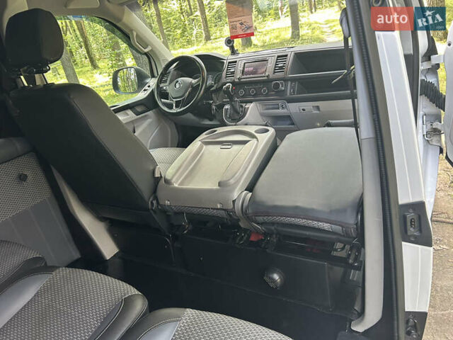 Белый Фольксваген Transporter, объемом двигателя 1.97 л и пробегом 241 тыс. км за 27200 $, фото 35 на Automoto.ua