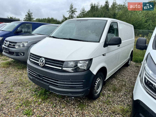 Белый Фольксваген Transporter, объемом двигателя 2 л и пробегом 251 тыс. км за 19000 $, фото 1 на Automoto.ua