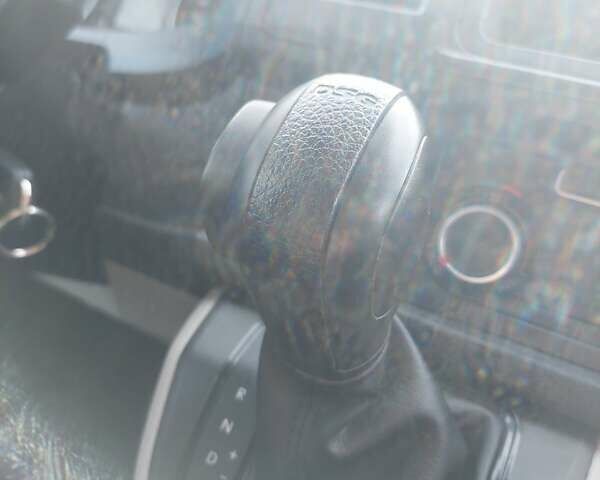 Белый Фольксваген Transporter, объемом двигателя 1.97 л и пробегом 282 тыс. км за 26000 $, фото 25 на Automoto.ua