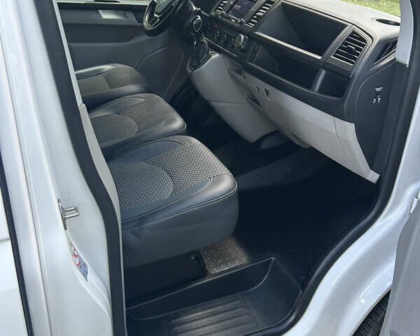 Белый Фольксваген Transporter, объемом двигателя 1.97 л и пробегом 241 тыс. км за 27200 $, фото 33 на Automoto.ua