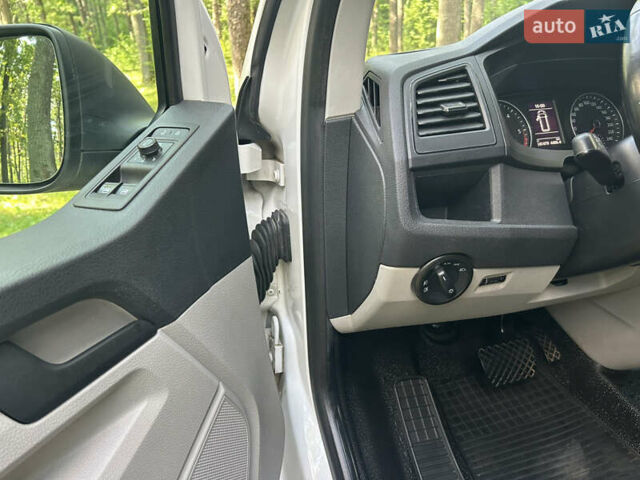 Белый Фольксваген Transporter, объемом двигателя 1.97 л и пробегом 241 тыс. км за 27200 $, фото 62 на Automoto.ua