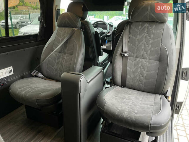 Білий Фольксваген Transporter, об'ємом двигуна 2 л та пробігом 228 тис. км за 25955 $, фото 31 на Automoto.ua