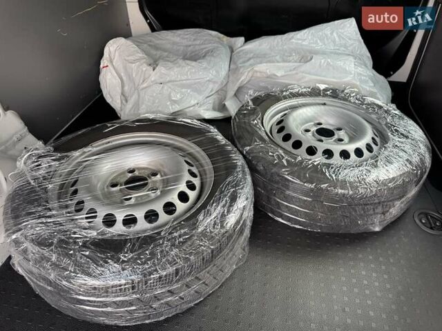Белый Фольксваген Transporter, объемом двигателя 2 л и пробегом 190 тыс. км за 26900 $, фото 25 на Automoto.ua