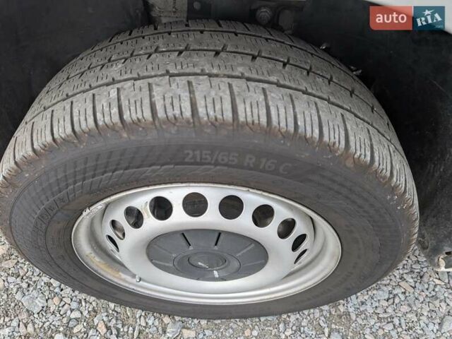 Белый Фольксваген Transporter, объемом двигателя 2 л и пробегом 278 тыс. км за 17550 $, фото 25 на Automoto.ua